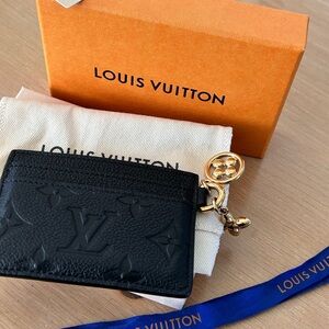 Louis Vuitton Charms Card Holder-Black